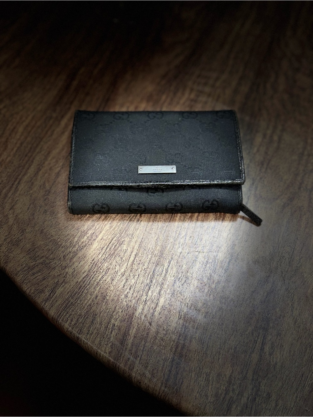 Gucci Black Monogram Canvas Fold Wallet with Metal Logo Plate - Picture 3 of 8